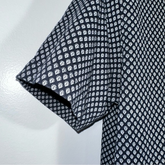 💙UNTUCKIT Men's Polo Golf Shirt - Geometric Design - Large (Slimmer Fit) NWOT - Picture 5 of 16